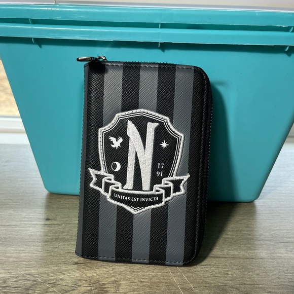 Loungefly Wednesday nevermore wallet - Picture 1 of 3